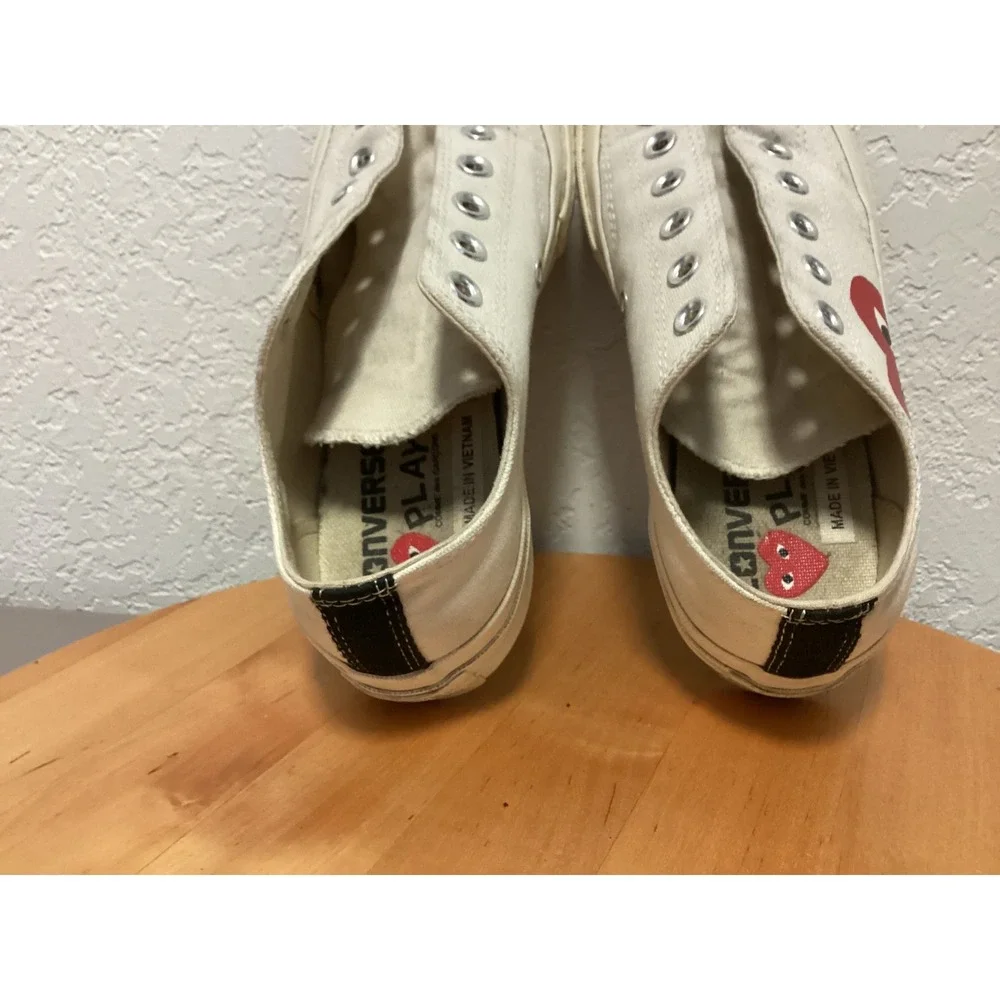 Comme des Garçons PLAY x Converse Chuck Taylor All Star Low Cream Heart Shoes 7 - Picture 12 of 15